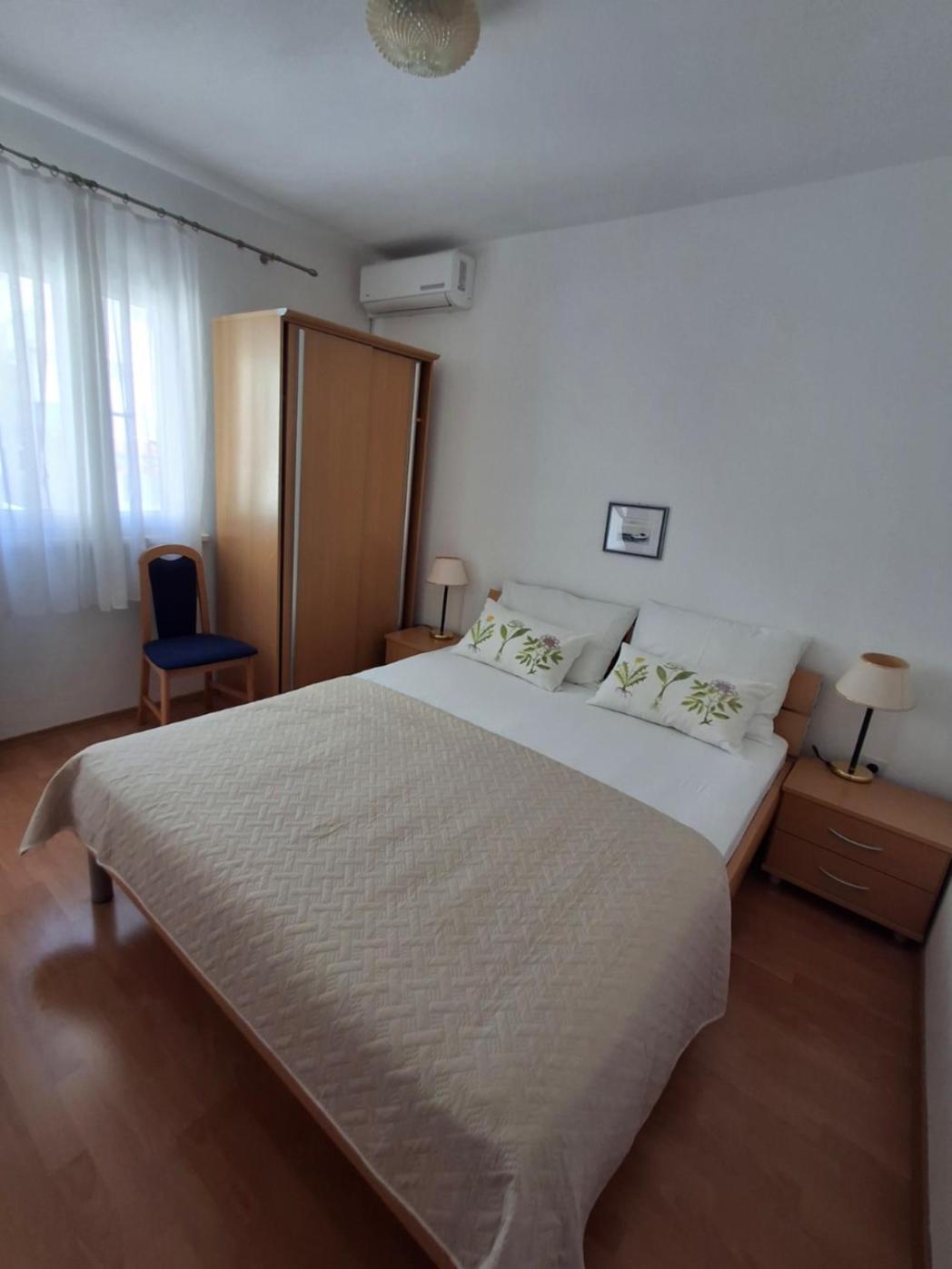 Apartment Irena Bol Luaran gambar